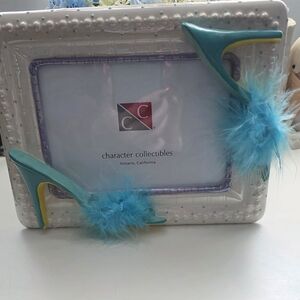 Turquoise Feathered Frame